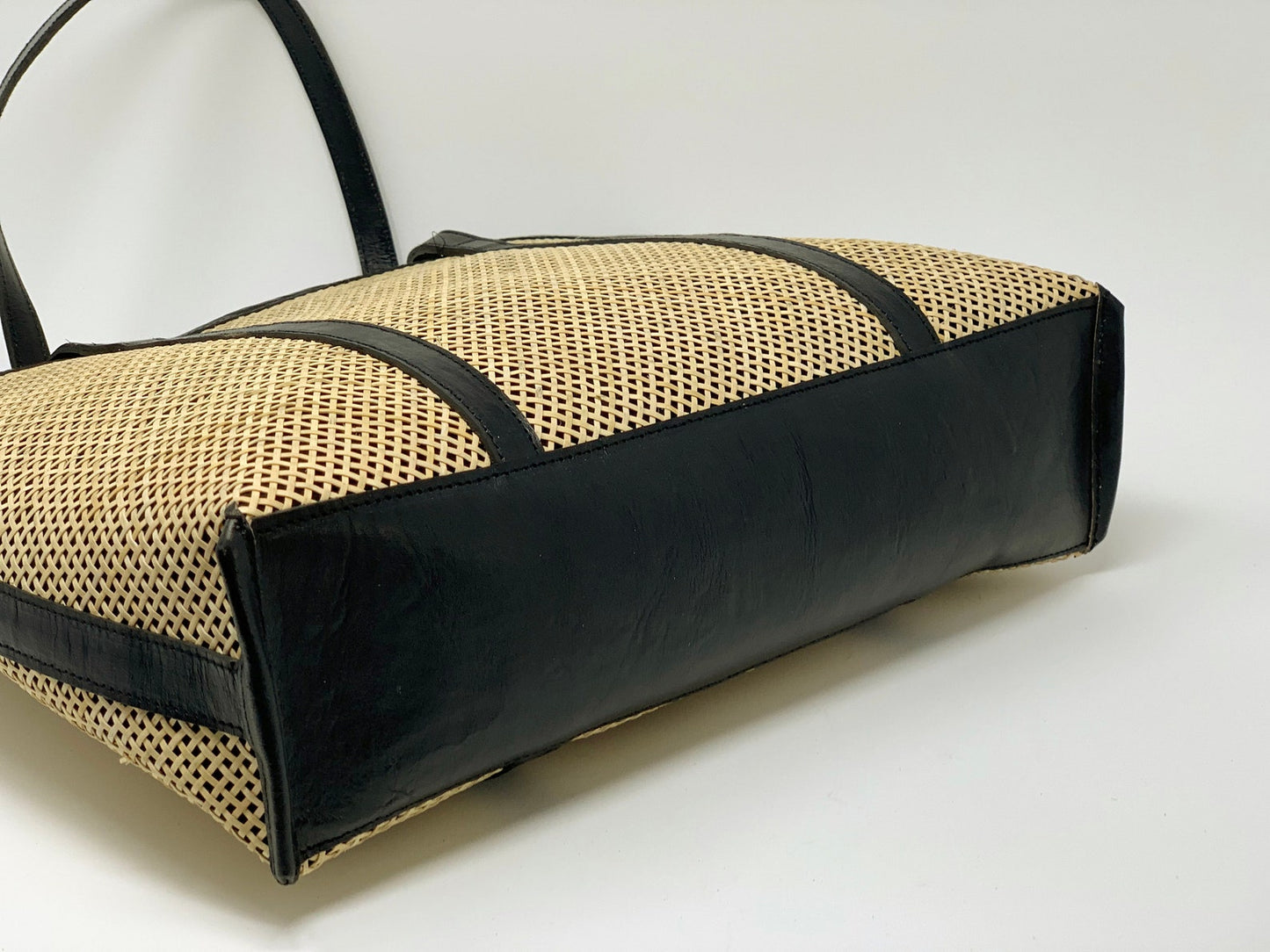 Rattan tote bag with leather strap