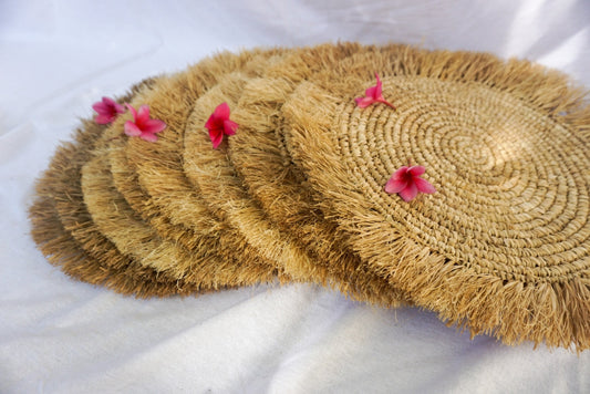 Wicker natural raffia round placemats