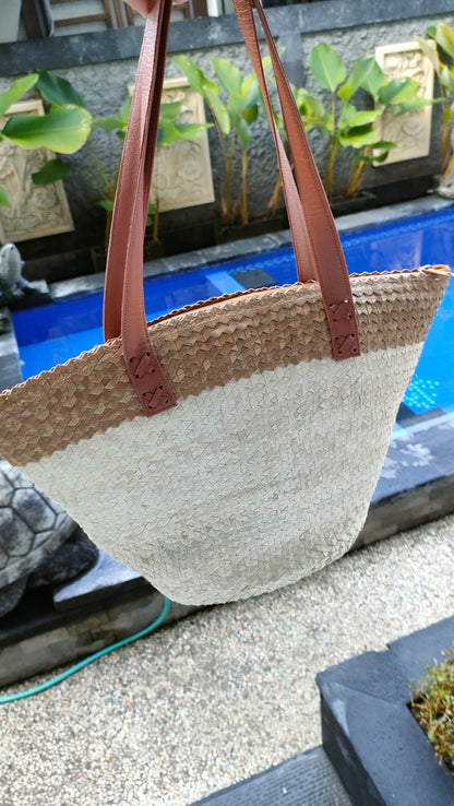 Handwoven Natural Palm Leaf Handbag