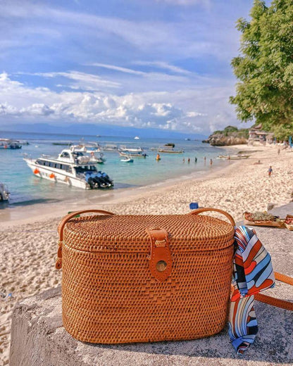 Bali Oval Rattan Crossbody Purse With Woven Lid Detail