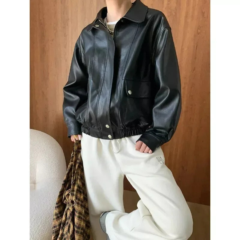 Baggy leather jacket for women with black oversized fit