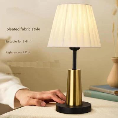 Nordic pleated fabric bedside table lamp Black and gold color scheme + pleated bra (height 42cm) 110V-120V For US CA Push Button