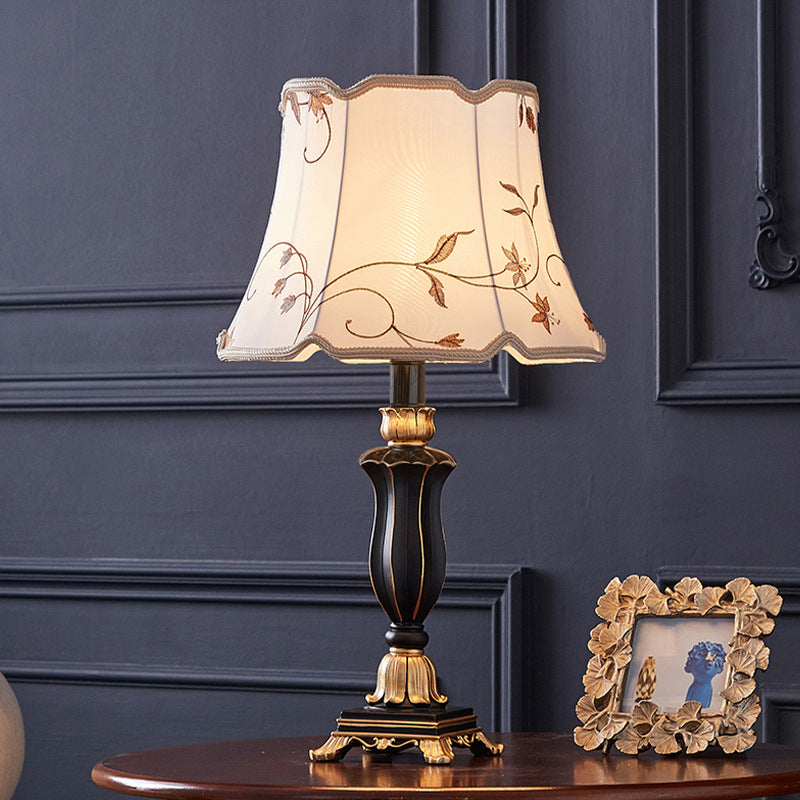 European retro resin fabric bedside table lamp Black lamp body Dimmer