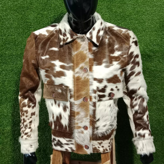 Real cowhide fur jacket with tricolor hide for men and women. Western-style, hair-on cowhide jacket with button closure and bold ranch design.

