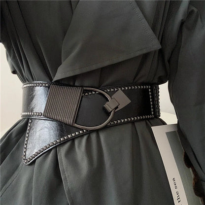 Wide faux leather belt with metal buckle for women