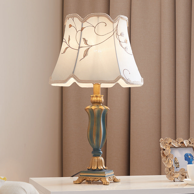 European retro resin fabric bedside table lamp Green lamp body Dimmer