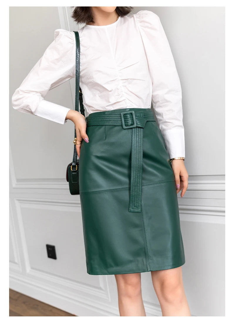 High-waisted pencil skirt in genuine leather