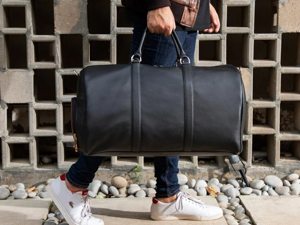 Leather Travel Bag for Men with Shoe Compartment and Barrel Shape
