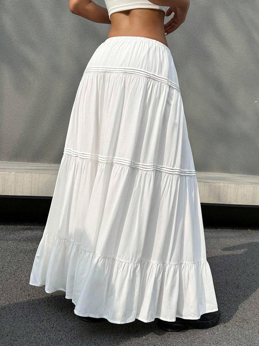 Simple Pleated Skirt Hippy Style Pin