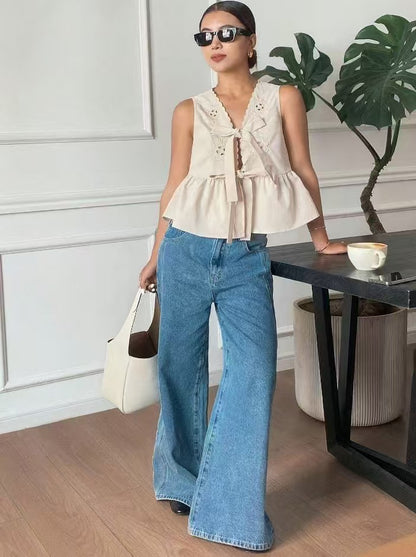 Camisole with Contrast Belt and Square Neckline