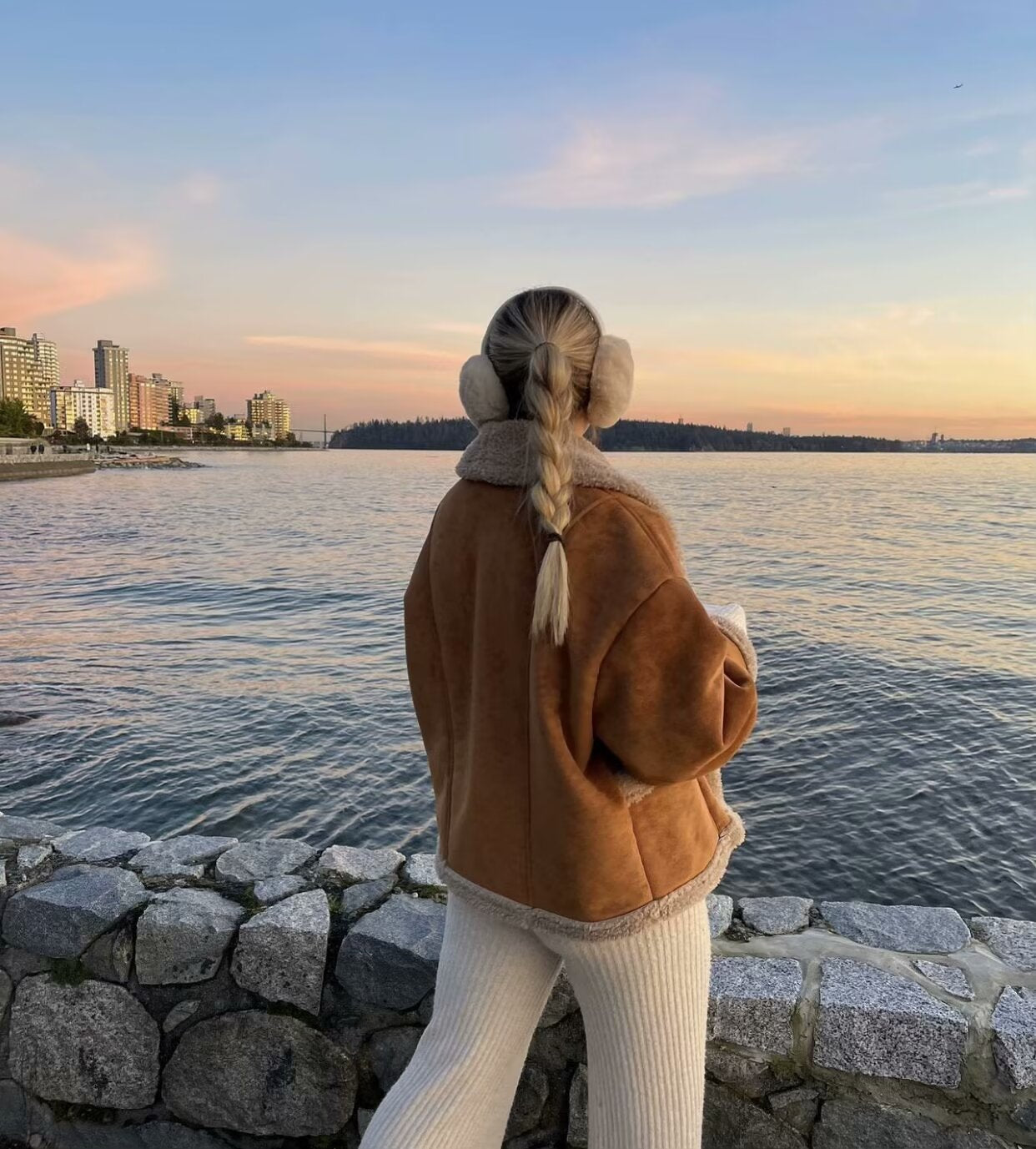 Retro camel shearling lapel winter coat women