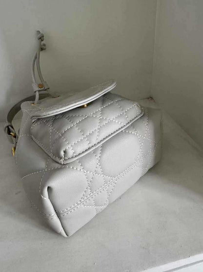 Small Quilted Leather Bucket Shoulder Bag for Women