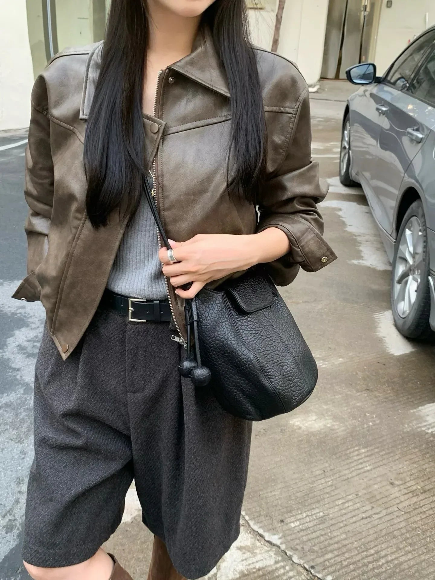 Women’s Genuine Leather Pumpkin Bucket Bag Black