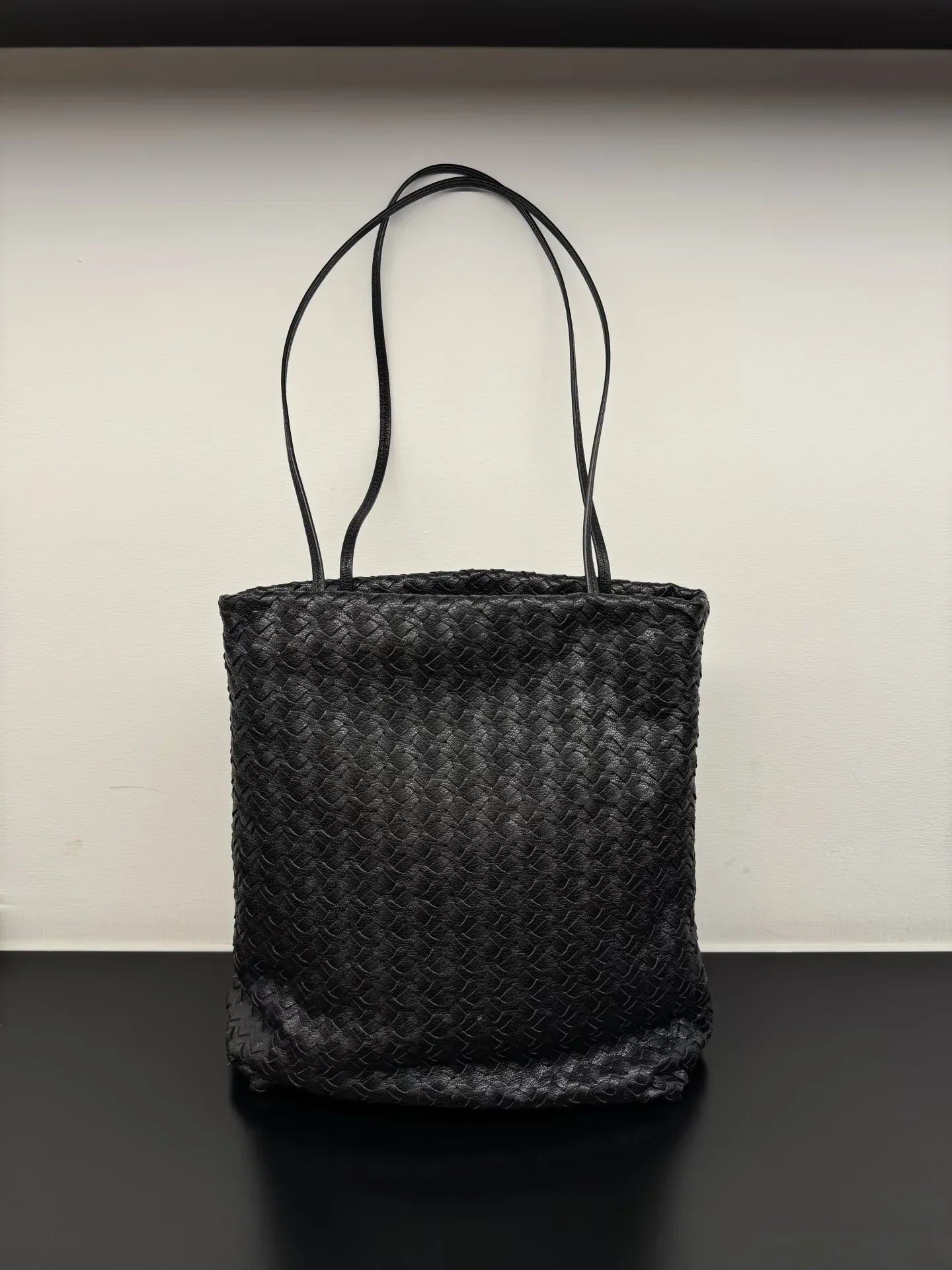 women leather woven tote bag for commuting