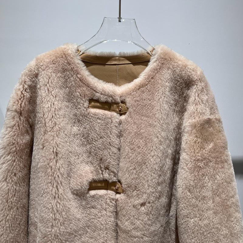 Women Leather Real Fur Coat Short Shearling Round Neck Jacket