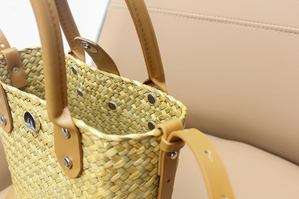 Mini woven straw crossbody summer bag