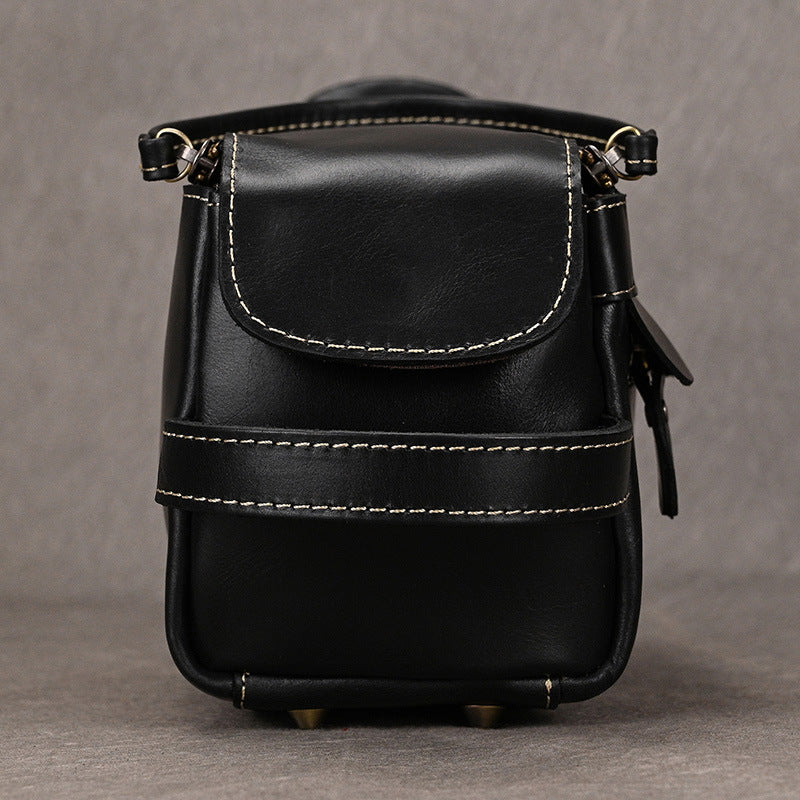 Men’s Genuine Leather Toiletry Bag with Handle and Front Pocket