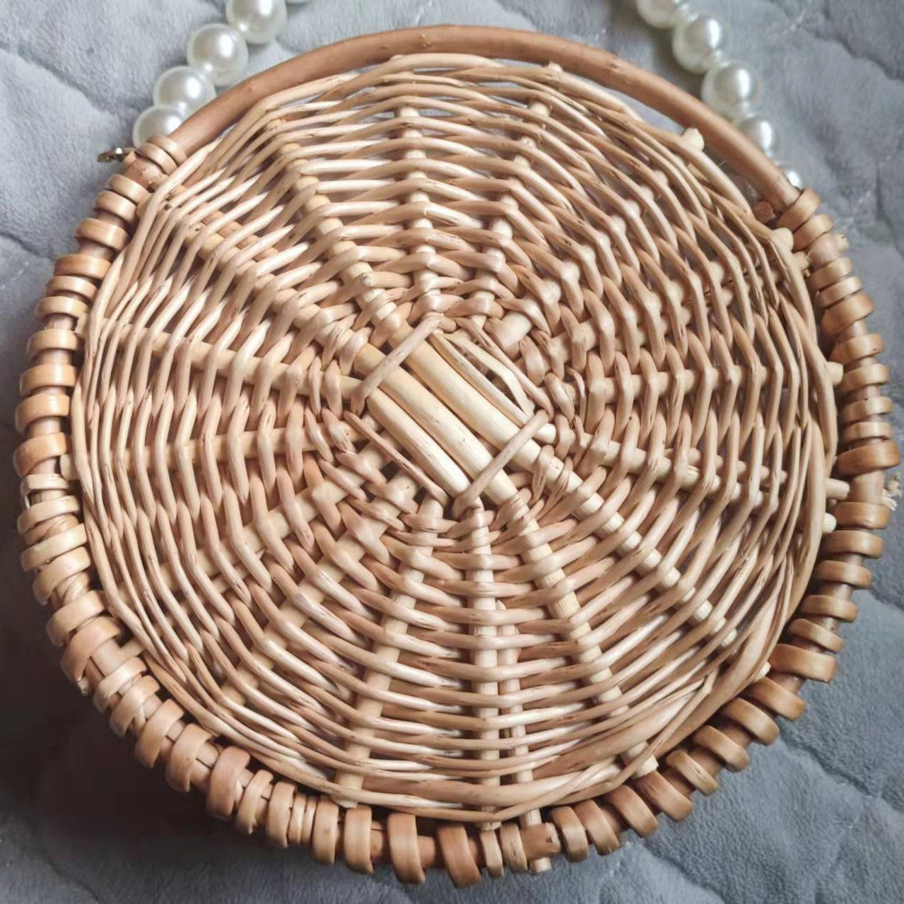 Straw Crossbody Purse Round Woven Bag with Pearl Handle
