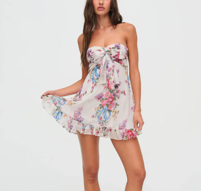 Cute short skirt dress with floral strapless shape