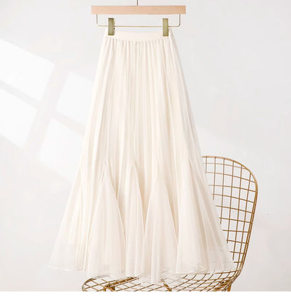White pleated mesh skirt with elastic waistband