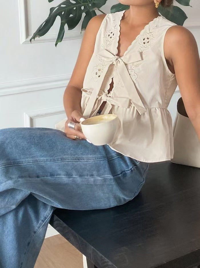 Camisole with Contrast Belt and Square Neckline