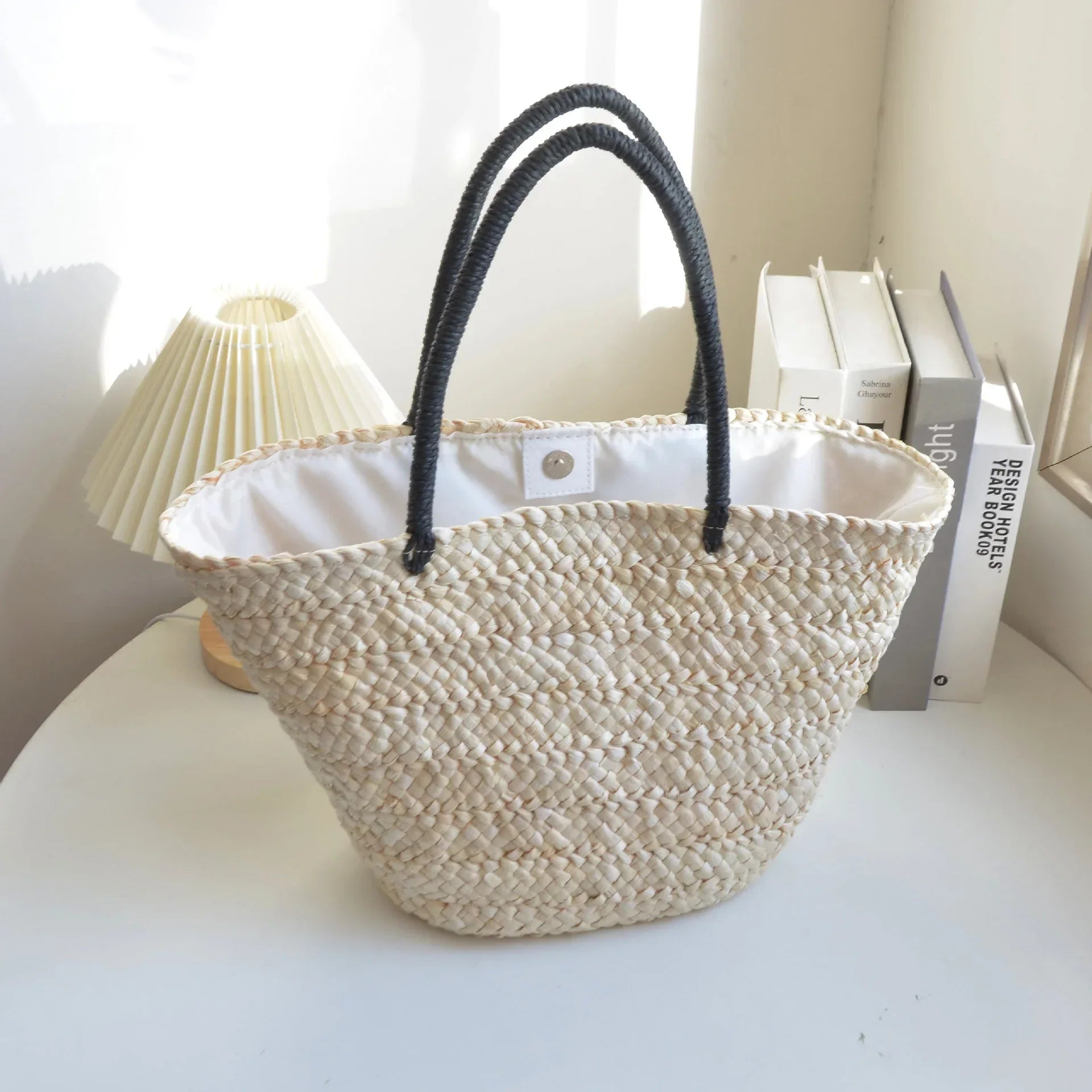 Hand Woven Straw Bucket Tote Bag Off white