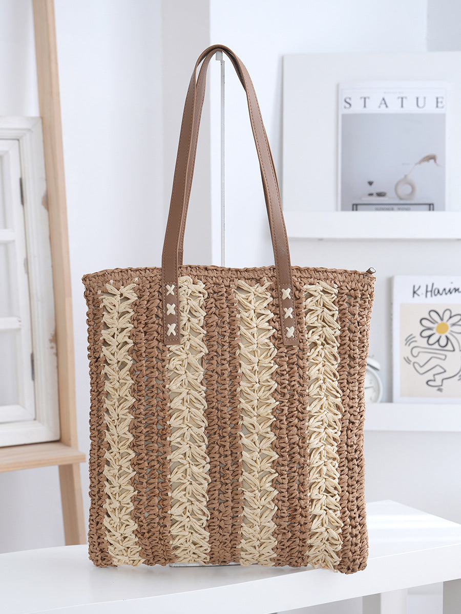 Large straw travel bags for women