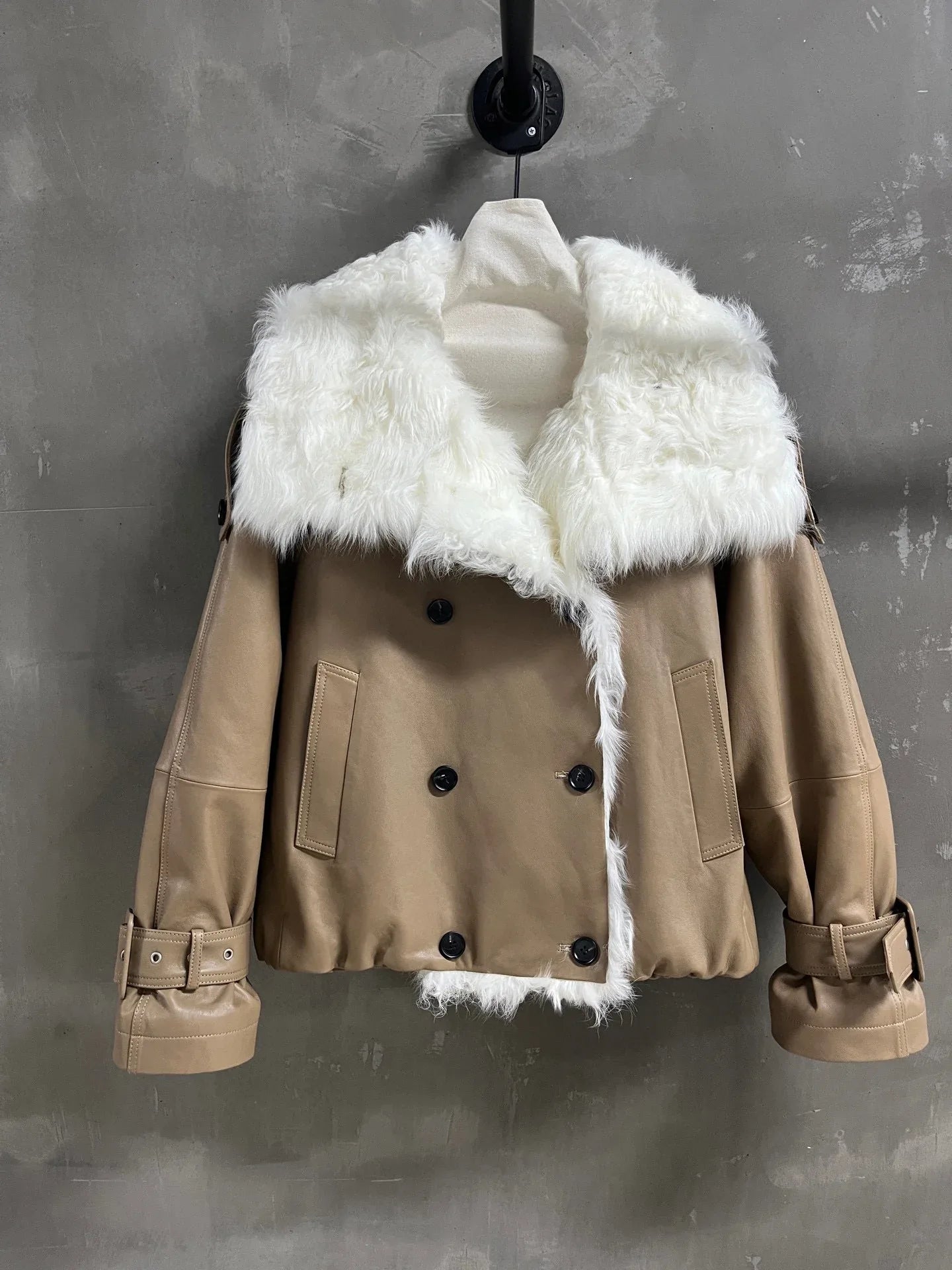 Women’s Leather Jacket Fur With Oversized Collar