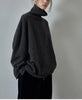 Low classic oversized high neck wool sweater