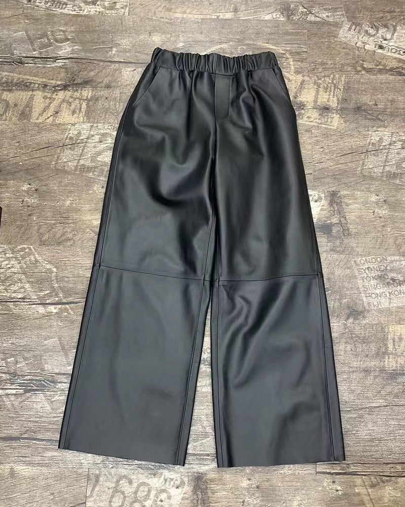 Women’s Leather Waisted Bermuda Trousers