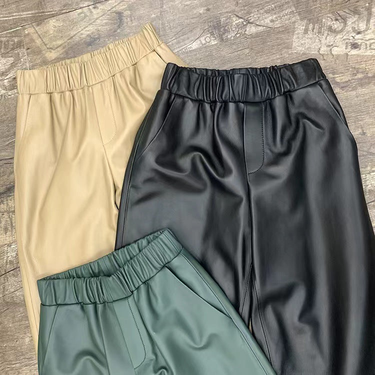 Women’s Leather Waisted Bermuda Trousers