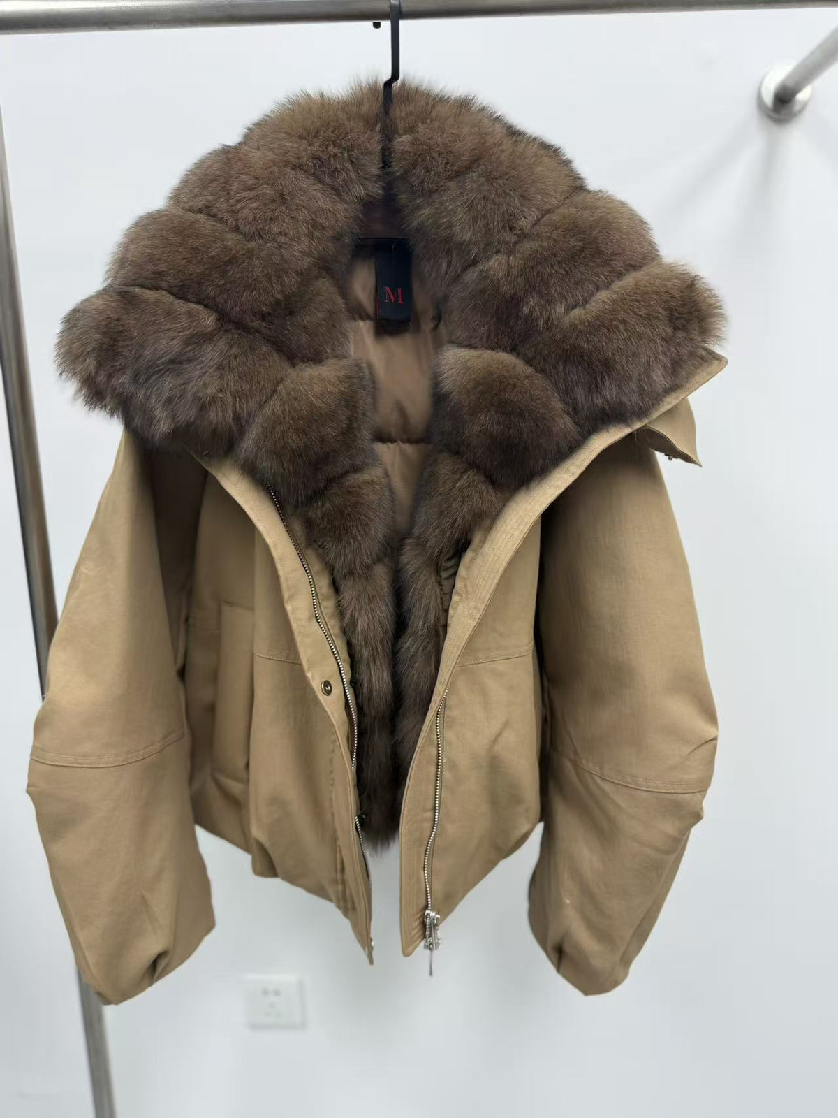 Fur Collar Jacket for Women with Detachable Fox Fur and Down 2 S
