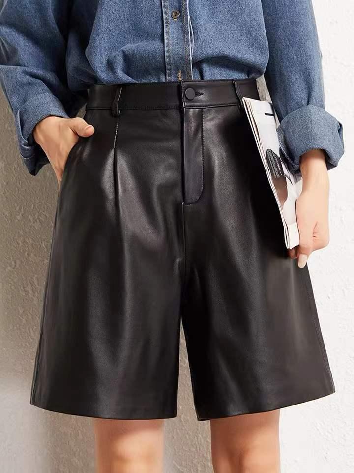Women’s Genuine Leather Mid-Length Suit Shorts