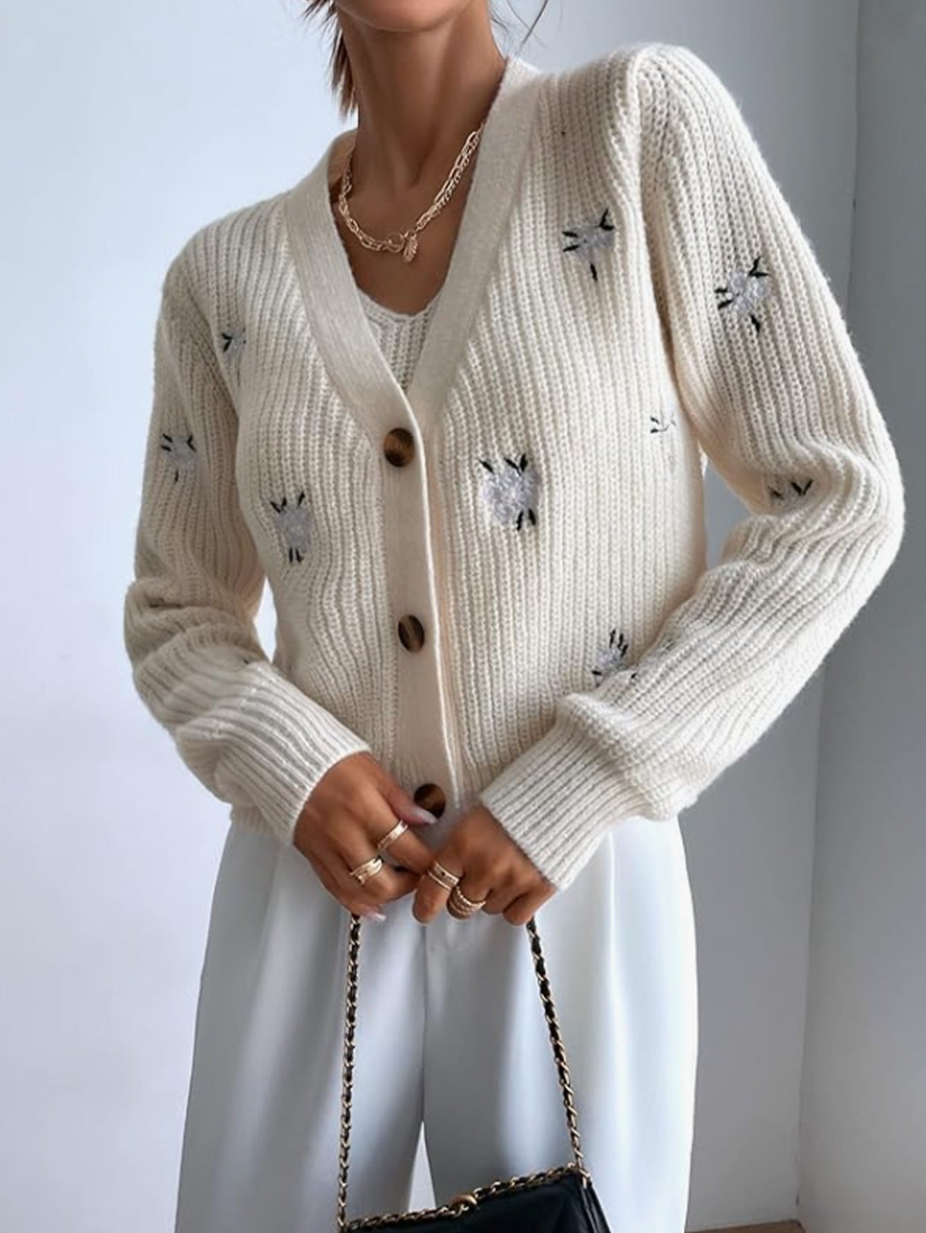 Women’s Knitted Cardigan and Crop Top Set with Embroidery