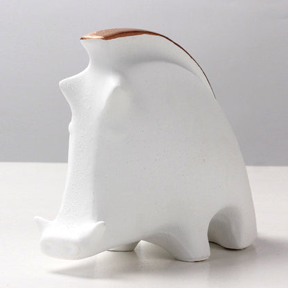 Modern Art Wild Boar Ornament Resin Sculpture for Home Décor