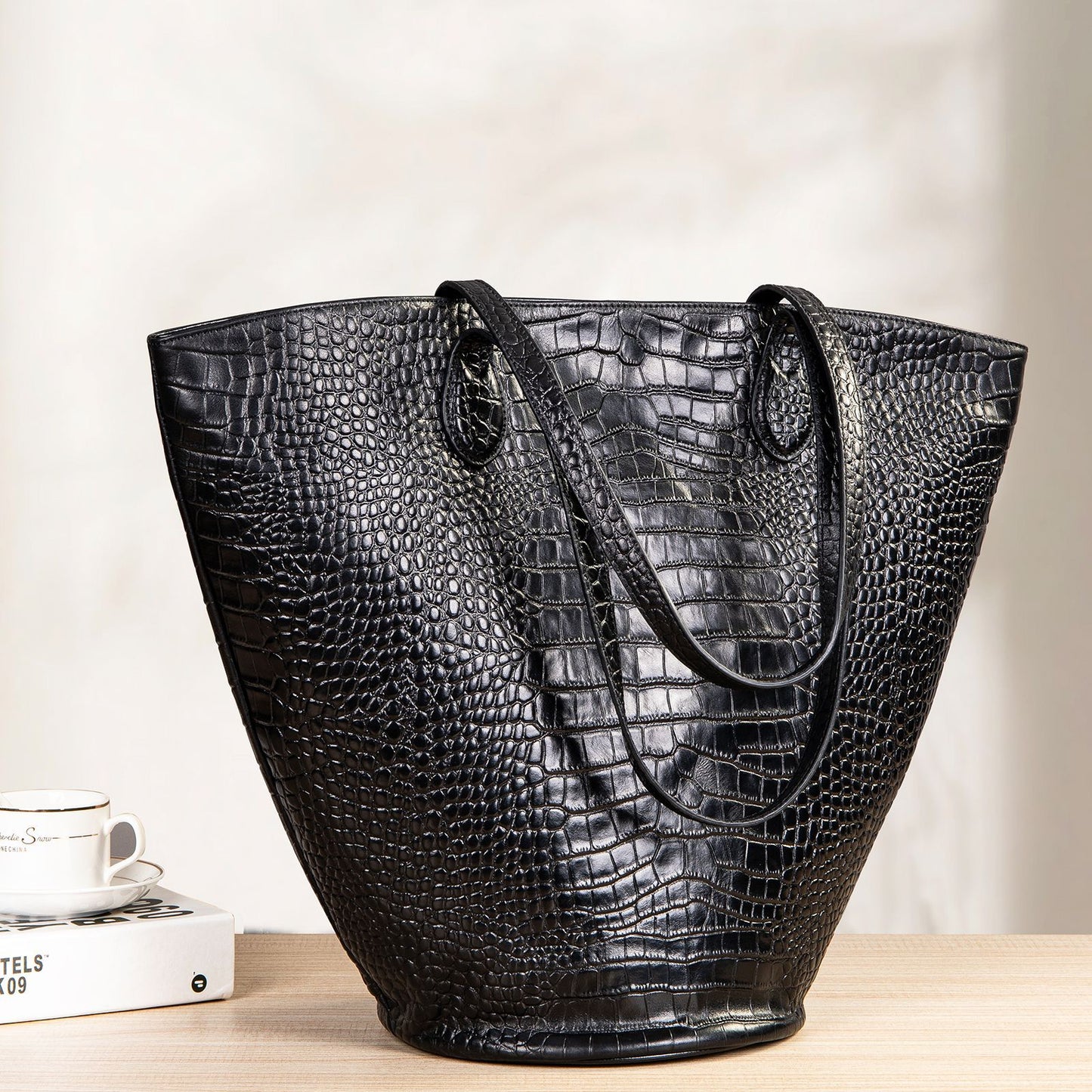 Black Leather Cylindrical Tote Shoulder Bag Crocodile Pattern