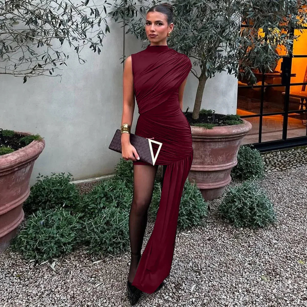 Slim fit pleated ribbon evening dress