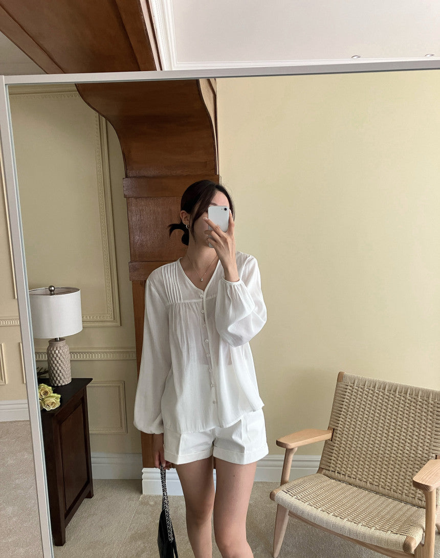 Women's Button Front Puff Sleeve Blouse