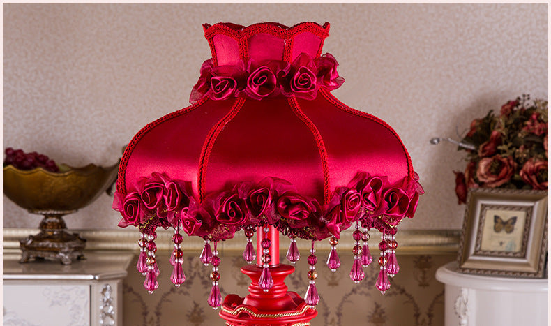 Red victorian wedding table lamp with beads