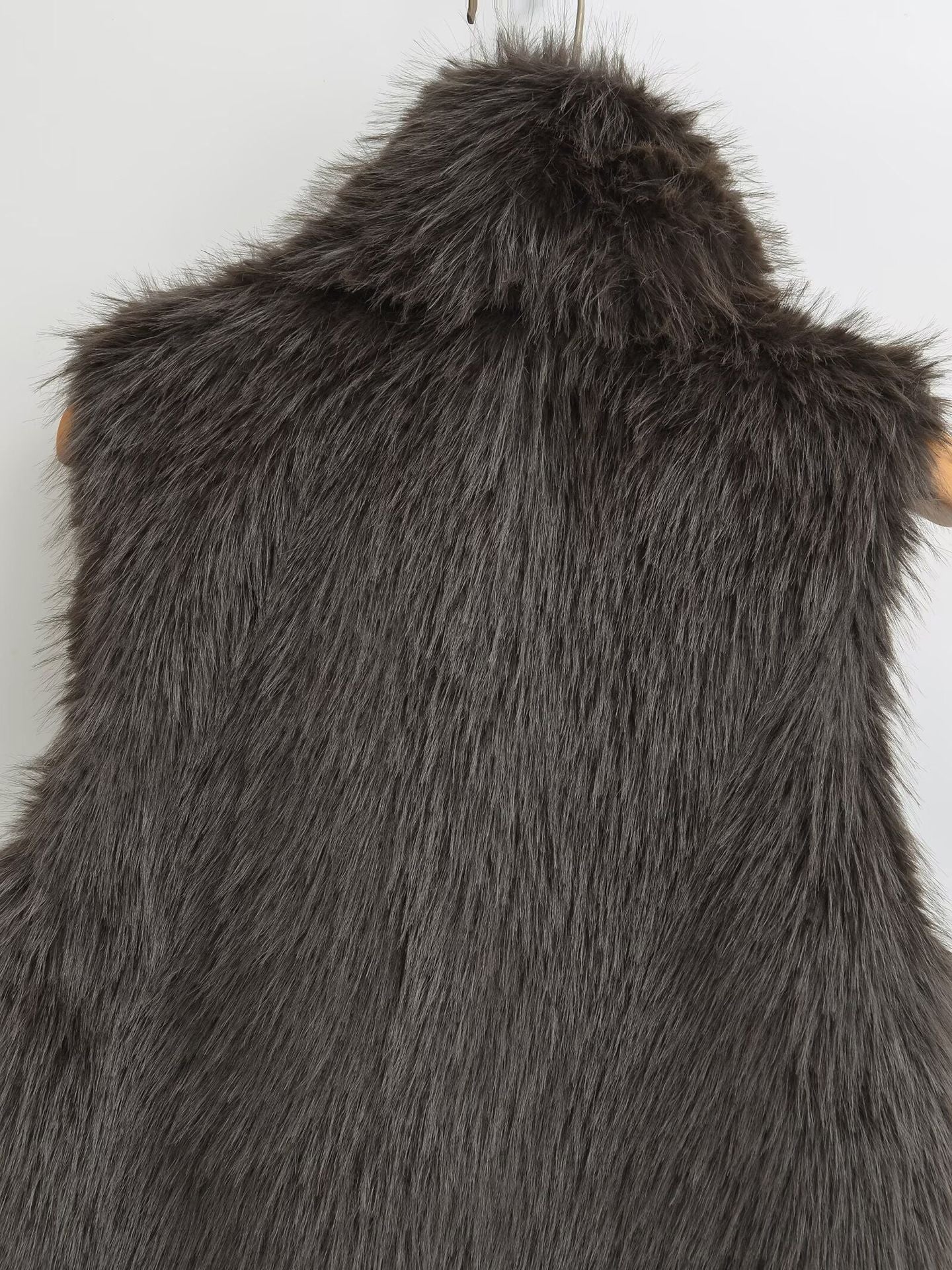 Women faux fur stand collar zipper vest