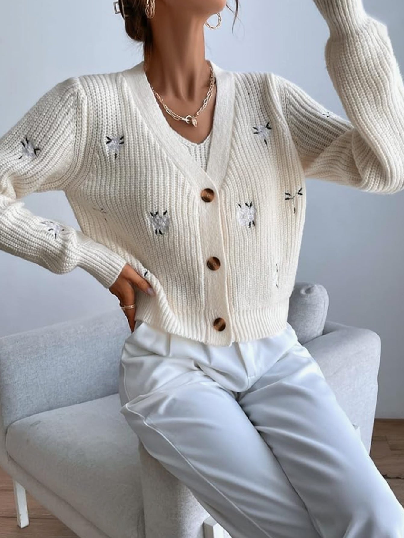 Women’s Knitted Cardigan and Crop Top Set with Embroidery