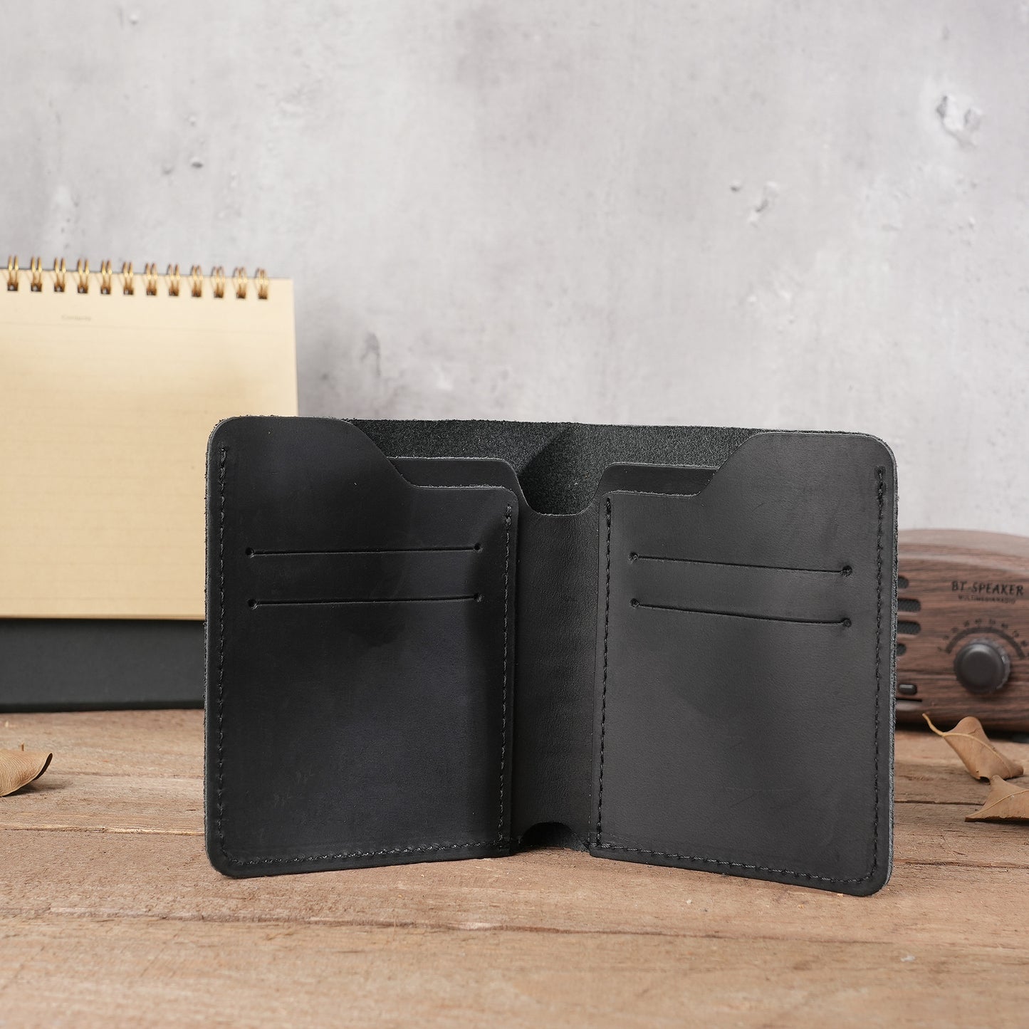 Men’s Leather Bifold Card Holder Wallet