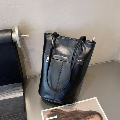 Women’s Leather Shoulder Bucket Purse