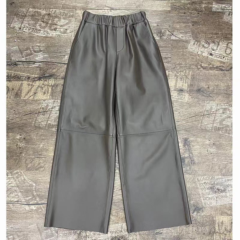 Women’s Leather Waisted Bermuda Trousers