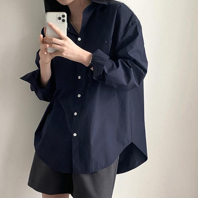Oversized Ladies Shirt With Extra Long Back