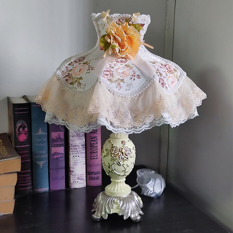 European lace rose bedside table lamp