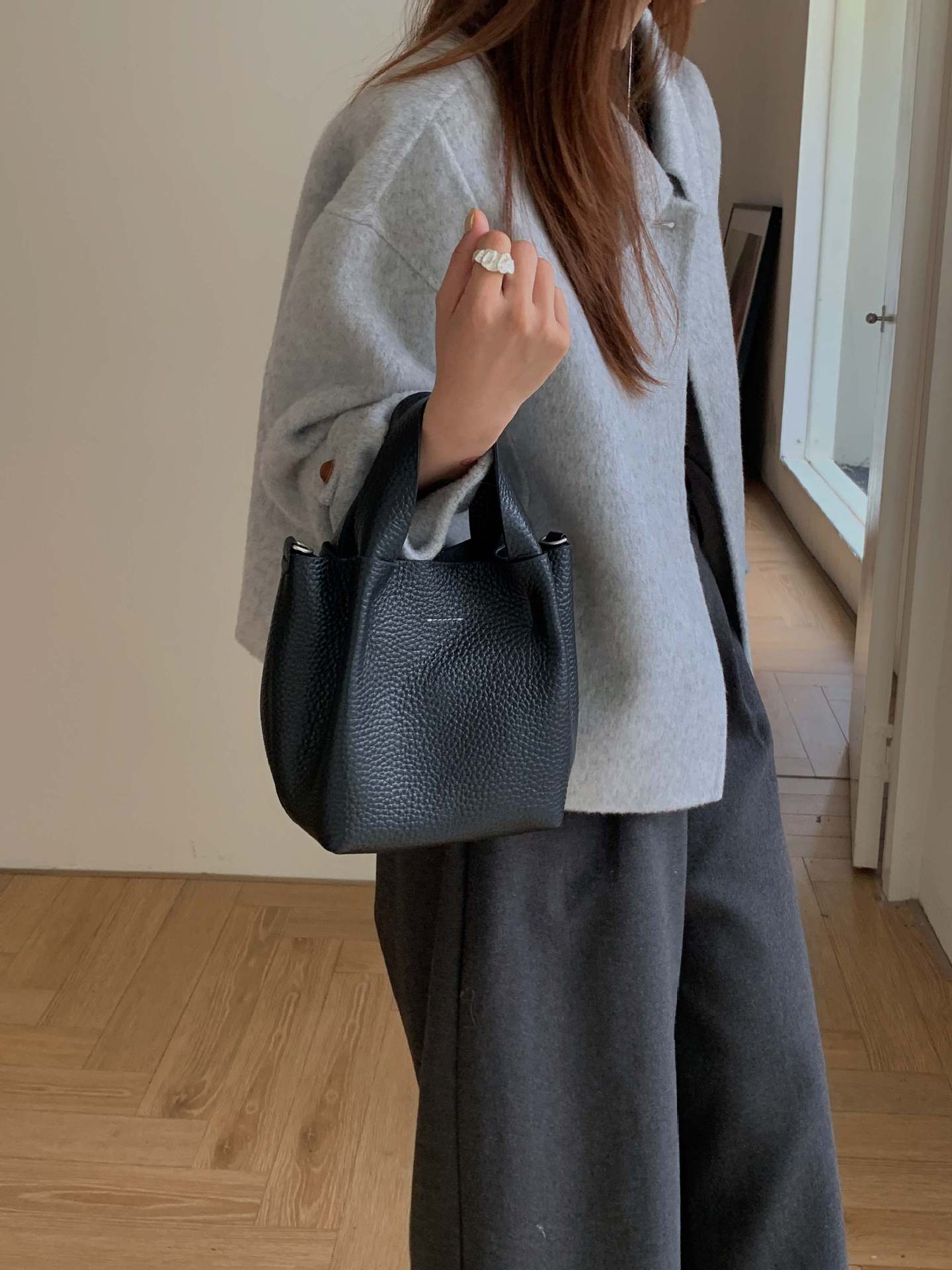 Leather basket bucket bag women cowhide