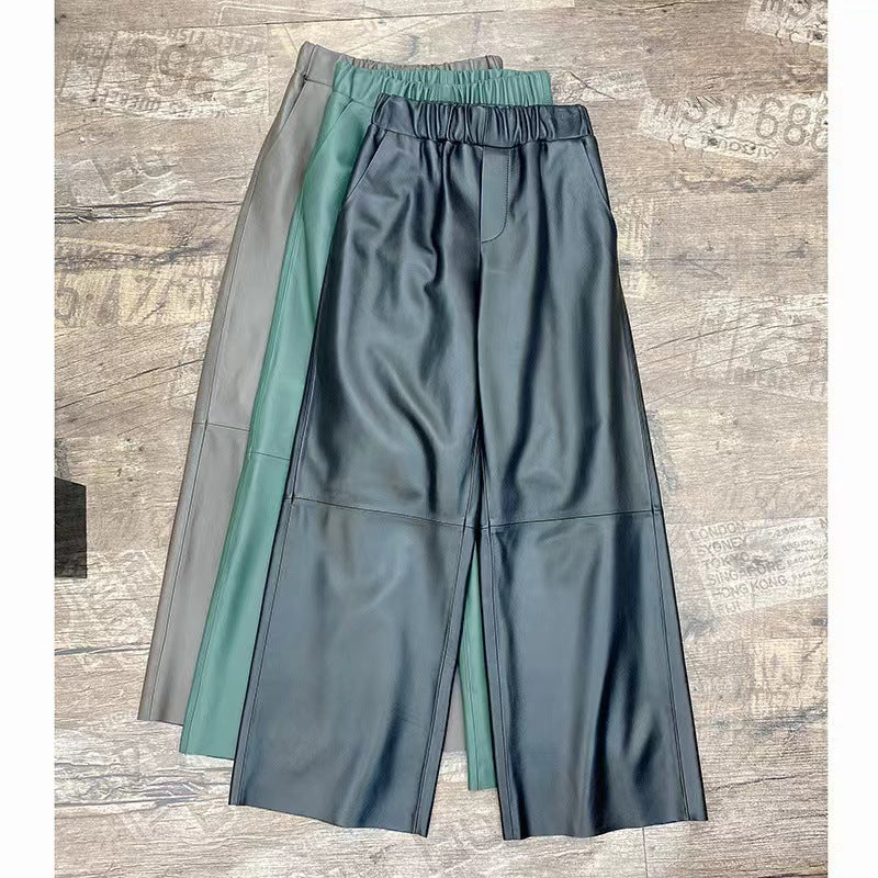 Women’s Leather Waisted Bermuda Trousers