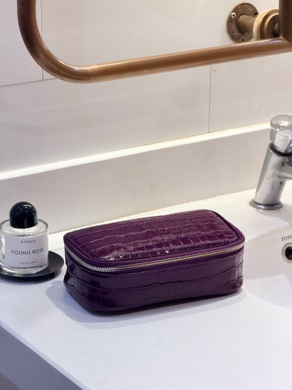 Women’s Genuine Leather Cosmetic Bag