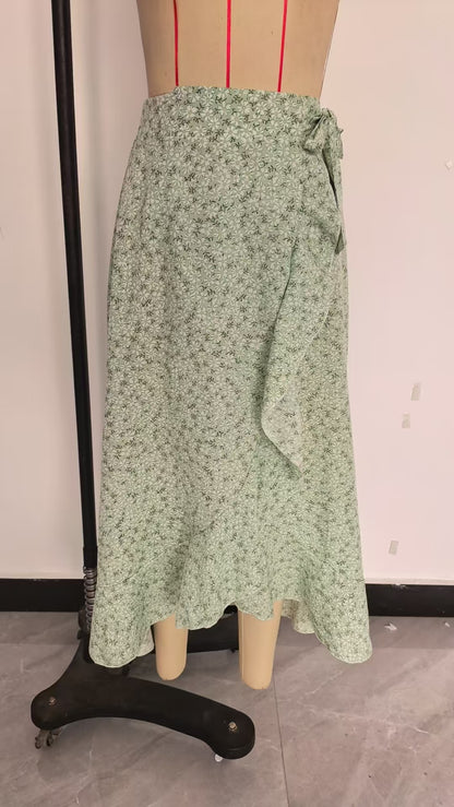 side wrap maxi skirt summer beach outfit